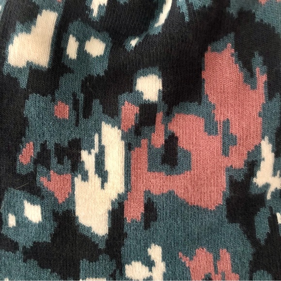 The North Face Ski Tuke Beanie Pom Hat in Mallard Blue Abstract OS NWT - Picture 3 of 5